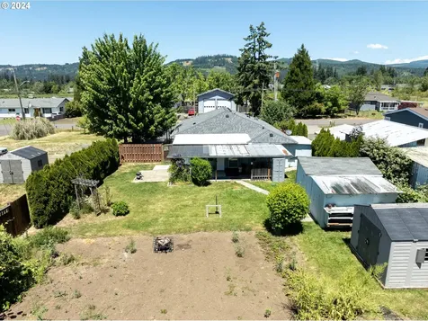 4603 Long Street Sweet Home OR 97386