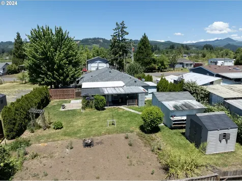 4603 Long Street Sweet Home OR 97386