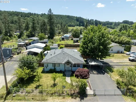 4603 Long Street Sweet Home OR 97386