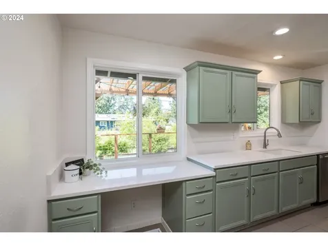1755 Nw 131st Avenue Portland OR 97229