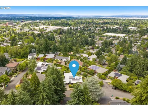 6809 SE Ash Street Portland OR 97215