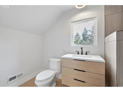 2218 Riverview Street Eugene OR 97403