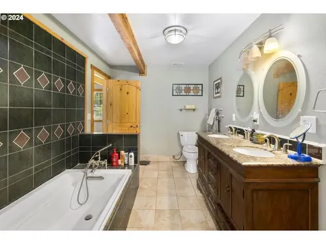 592 Nevil Road Winlock WA 98596