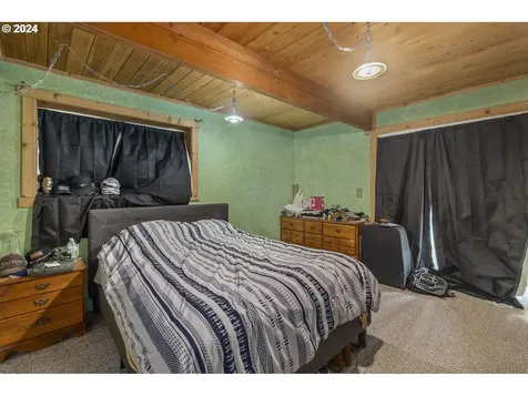 592 Nevil Road Winlock WA 98596