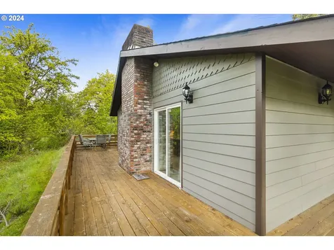 592 Nevil Road Winlock WA 98596