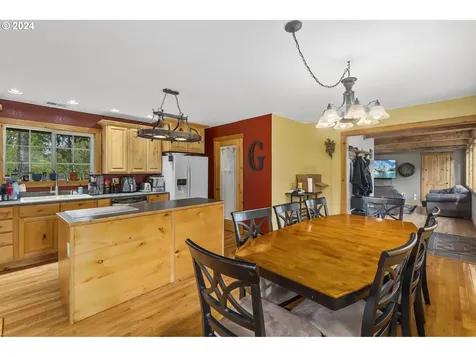 592 Nevil Road Winlock WA 98596