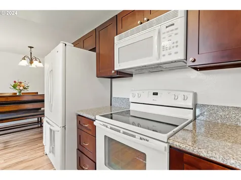 8612 Nw 13th Court Vancouver WA 98665