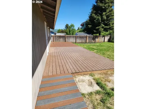 224 Lancaster Avenue Roseburg OR 97471