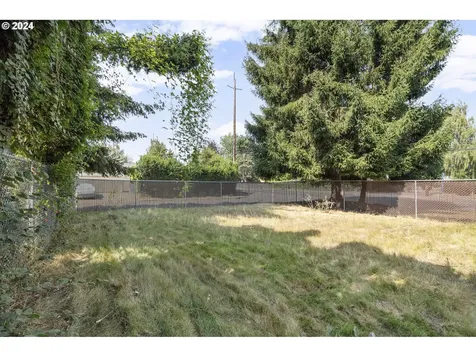 11014 NE Prescott Street Portland OR 97220