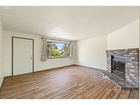 11014 NE Prescott Street Portland OR 97220