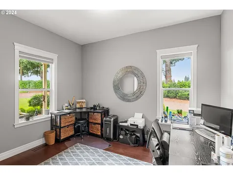 25595 S Rhoten Road Aurora OR 97002