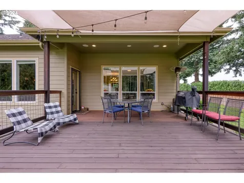 25595 S Rhoten Road Aurora OR 97002