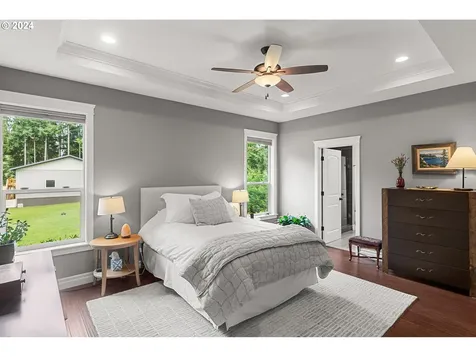 25595 S Rhoten Road Aurora OR 97002