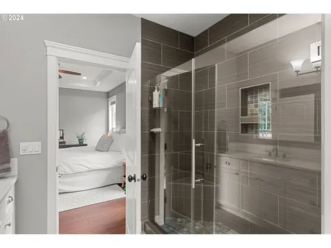 25595 S Rhoten Road Aurora OR 97002