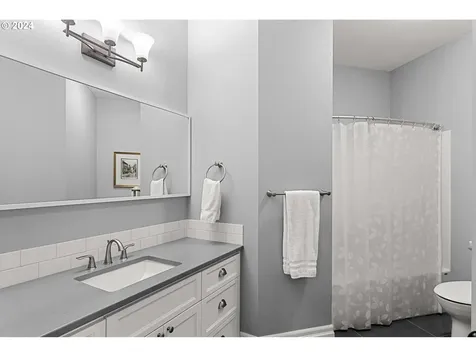25595 S Rhoten Road Aurora OR 97002
