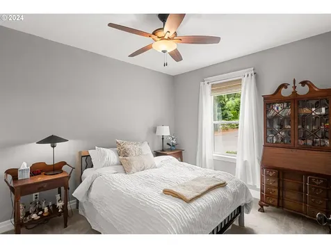 25595 S Rhoten Road Aurora OR 97002
