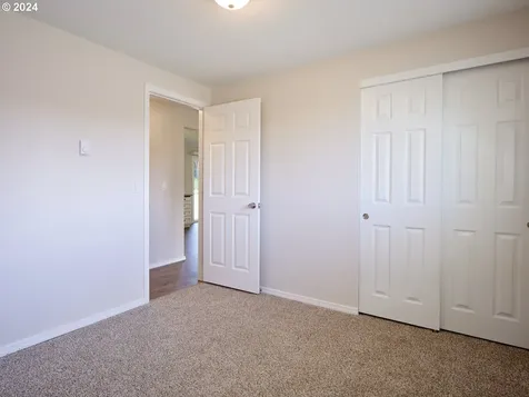 5912 Ne 109th Street Vancouver WA 98686