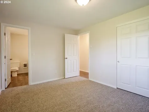 5912 Ne 109th Street Vancouver WA 98686