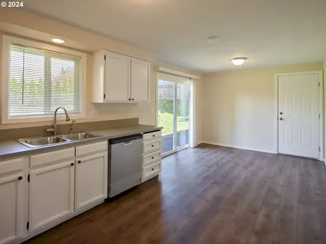 5912 Ne 109th Street Vancouver WA 98686