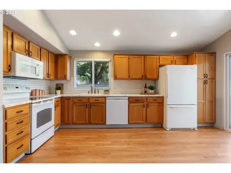 17906 Se 16th Street Vancouver WA 98683