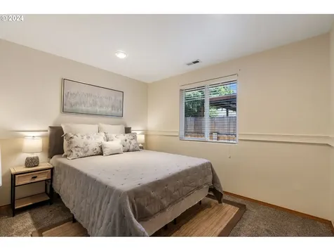 17906 Se 16th Street Vancouver WA 98683