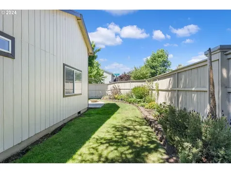 17906 Se 16th Street Vancouver WA 98683