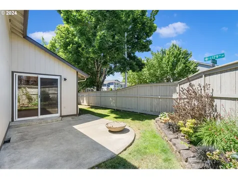 17906 Se 16th Street Vancouver WA 98683