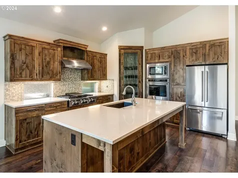 2604 Nw Pine Terrace Drive Bend OR 97703