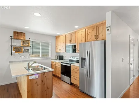 6213 Ne William R Carr Street Adair Village OR 97330