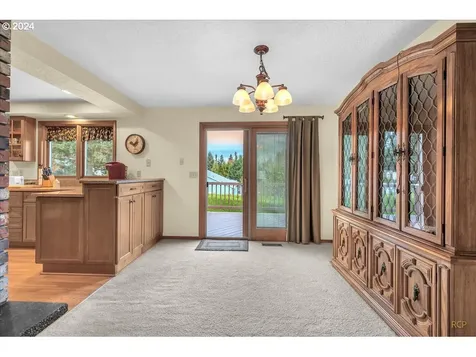 33313 Hillcrest Drive Scappoose OR 97056