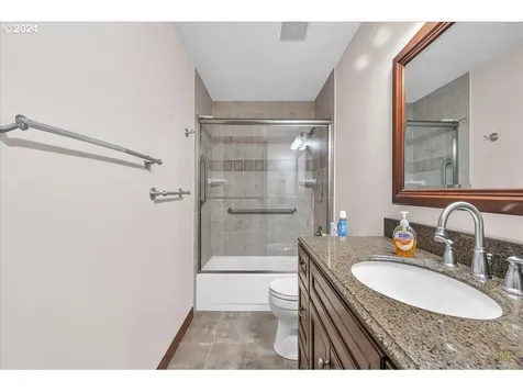 33313 Hillcrest Drive Scappoose OR 97056