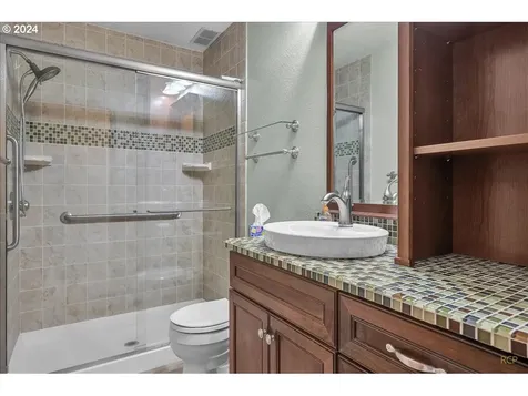 33313 Hillcrest Drive Scappoose OR 97056