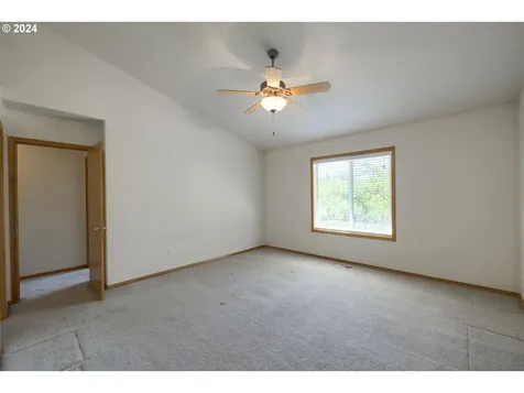 219 Nw 146th Street Vancouver WA 98685