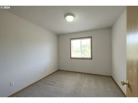 219 Nw 146th Street Vancouver WA 98685