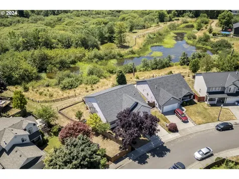 219 Nw 146th Street Vancouver WA 98685