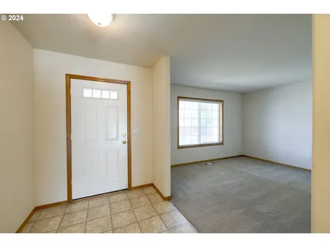 219 Nw 146th Street Vancouver WA 98685