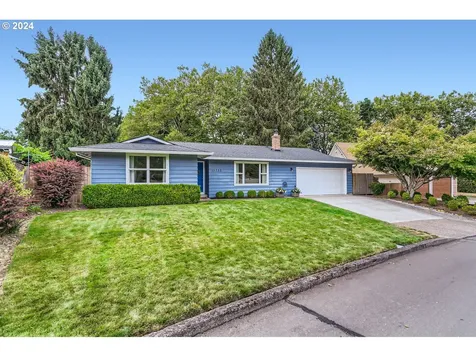 11735 Sw Hazelwood Loop Portland OR 97223