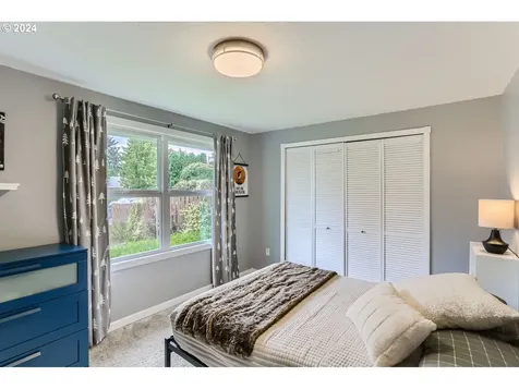 11735 Sw Hazelwood Loop Portland OR 97223