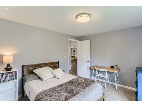 11735 Sw Hazelwood Loop Portland OR 97223