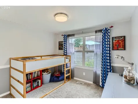 11735 Sw Hazelwood Loop Portland OR 97223