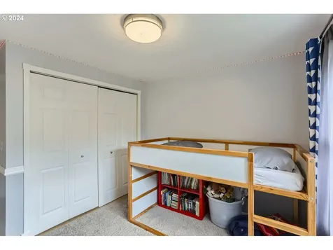 11735 Sw Hazelwood Loop Portland OR 97223