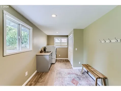 11735 Sw Hazelwood Loop Portland OR 97223