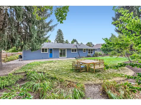 11735 Sw Hazelwood Loop Portland OR 97223