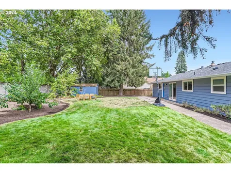 11735 Sw Hazelwood Loop Portland OR 97223
