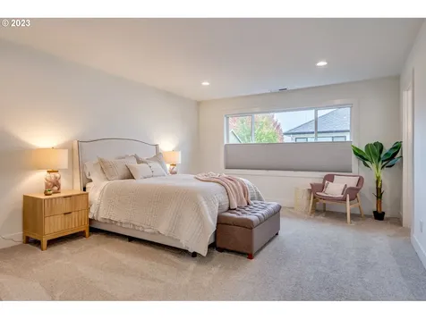 907 Ne 146th Street Vancouver WA 98685