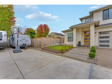 907 Ne 146th Street Vancouver WA 98685