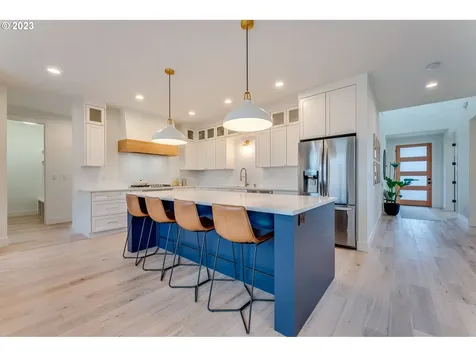 907 Ne 146th Street Vancouver WA 98685