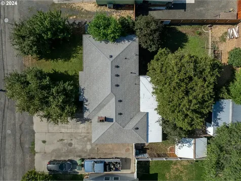 3720 W 7th Street The Dalles OR 97058