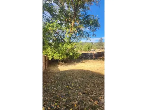 221 NW 2nd Street Goldendale WA 98620
