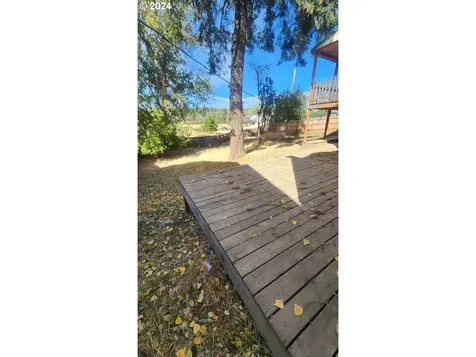 221 NW 2nd Street Goldendale WA 98620